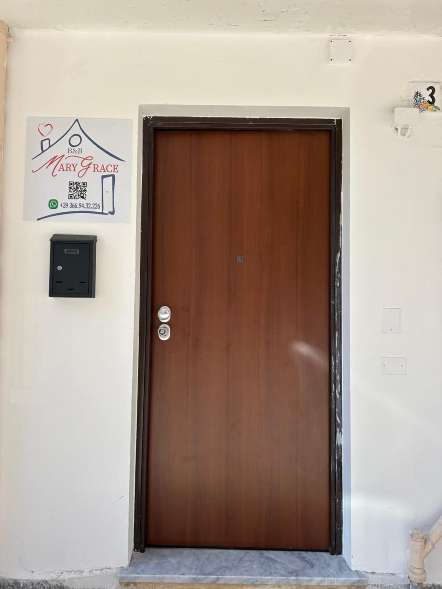 Marygrace B&B Кастелламмаре-ди-Стабия Экстерьер фото